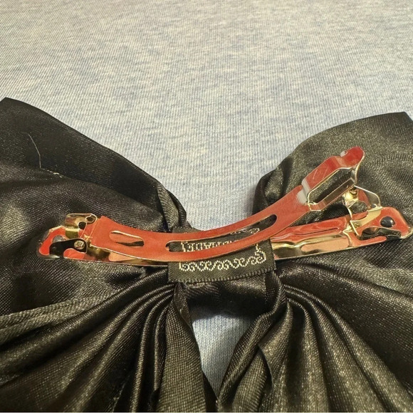 Large  Satin Bow Hairclip - Picture 12 of 12